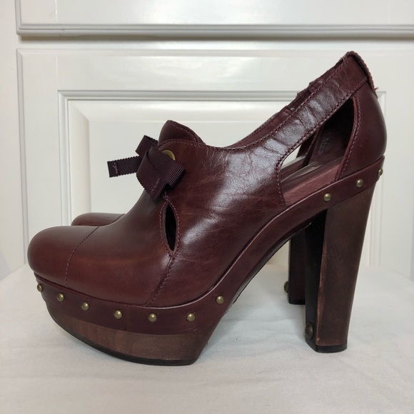 Ugg Celestina high heel clog / bootie - Picture 3 of 8